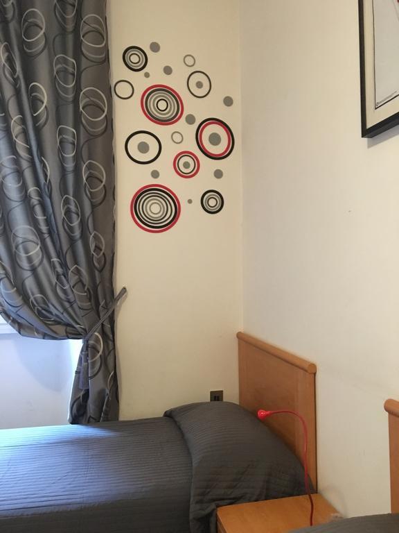 Delightful Apartment 100 Meters From The Colosseum エクステリア 写真