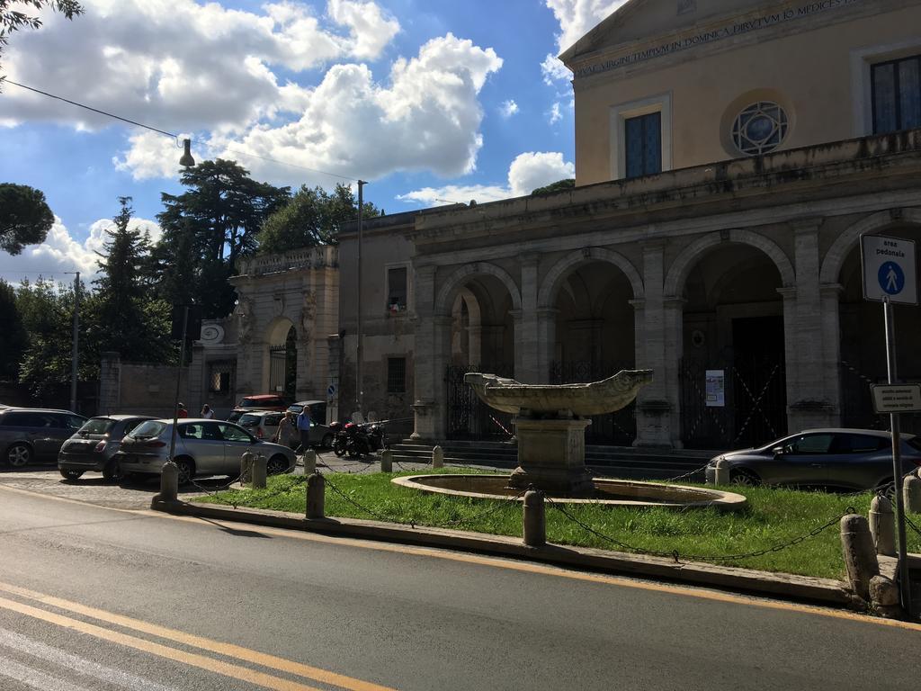 Delightful Apartment 100 Meters From The Colosseum エクステリア 写真