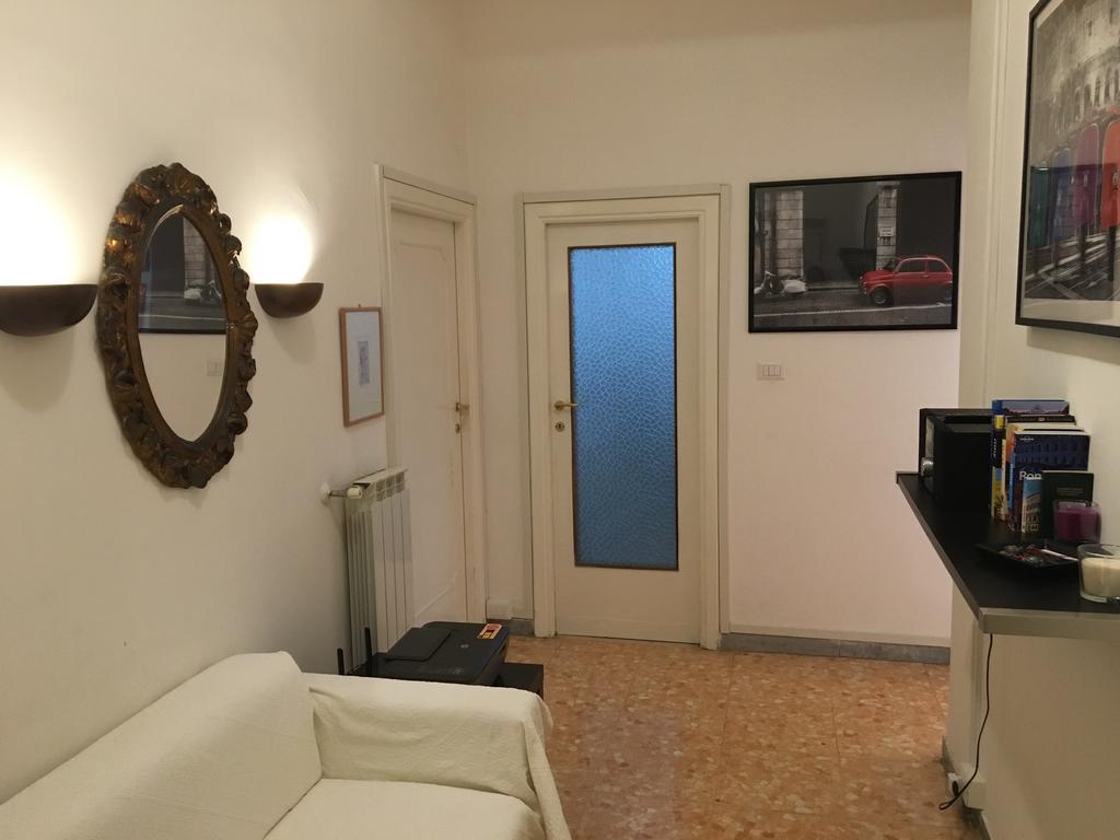 Delightful Apartment 100 Meters From The Colosseum エクステリア 写真